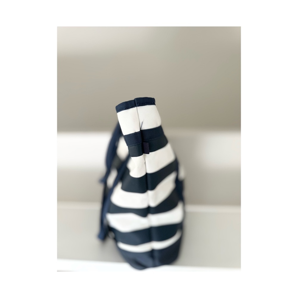 Helly Hansen Navy and White Striped Tote - Picture 3 of 7
